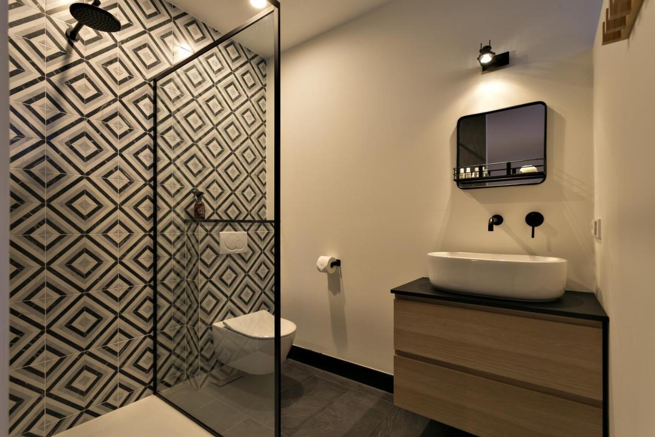 Stadsslaperij B&B Tilburg Esterno foto