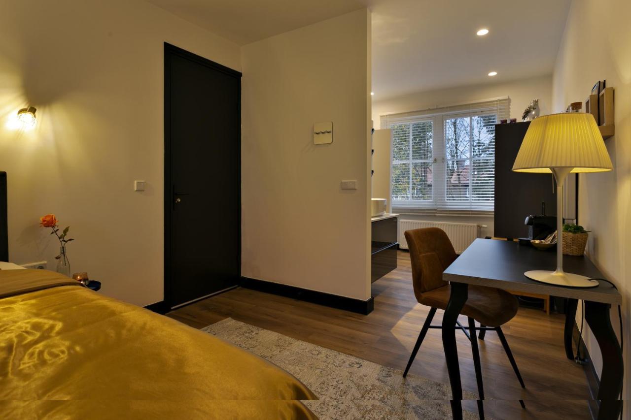 Stadsslaperij B&B Tilburg Esterno foto